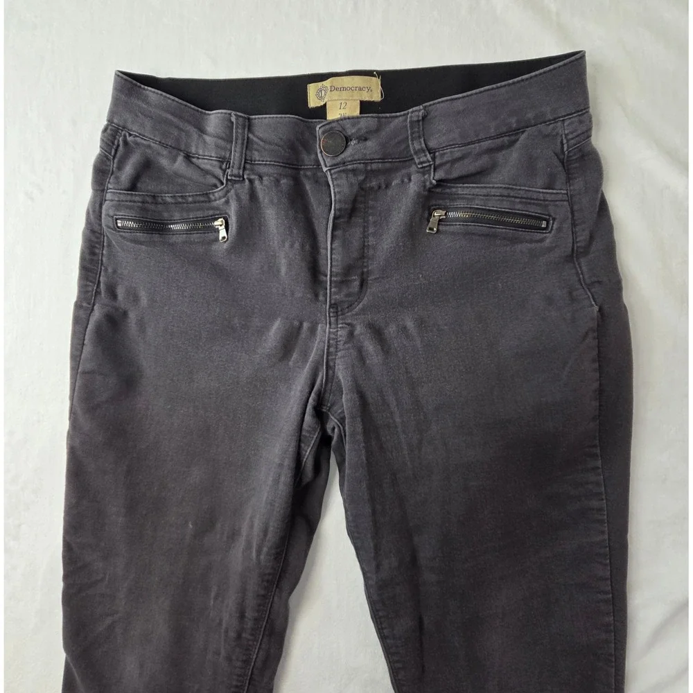 Democracy Pants Women 12 Gray Zipper Pockets 